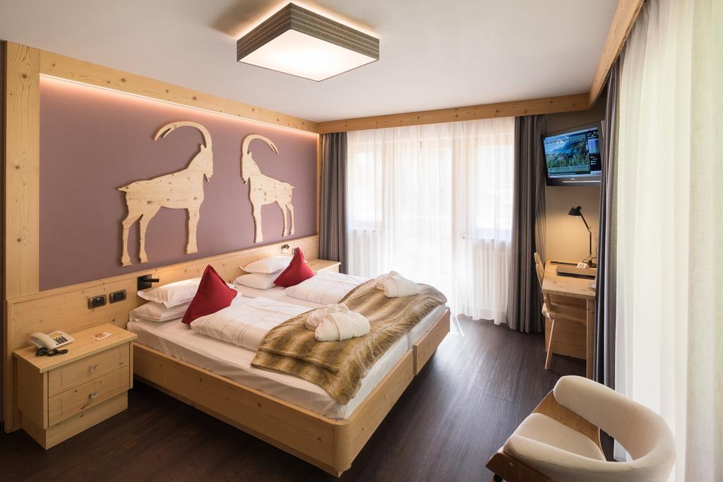 Hotel Somont Selva di Val Gardena Exterior foto